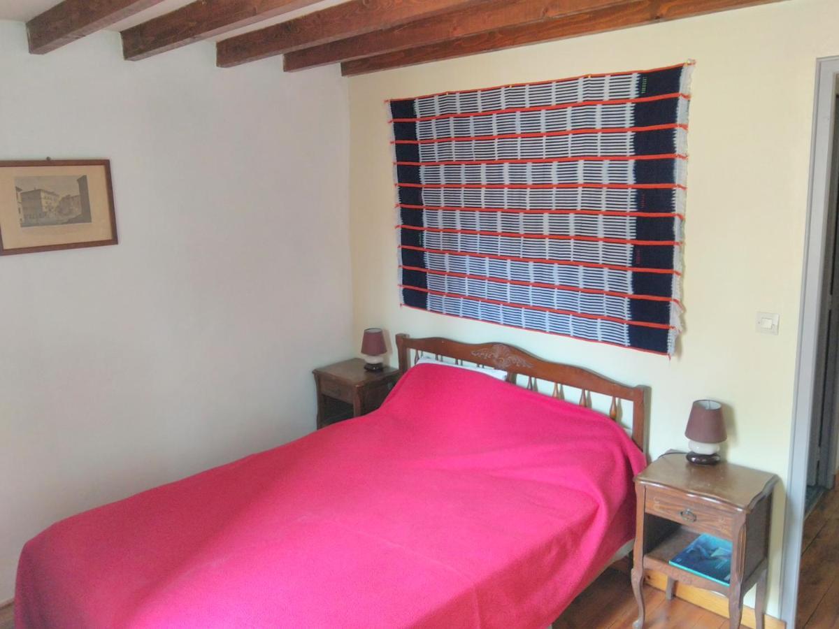 Romans-Sur-Isere, Maison De Rue En Centre Ancien Екстериор снимка