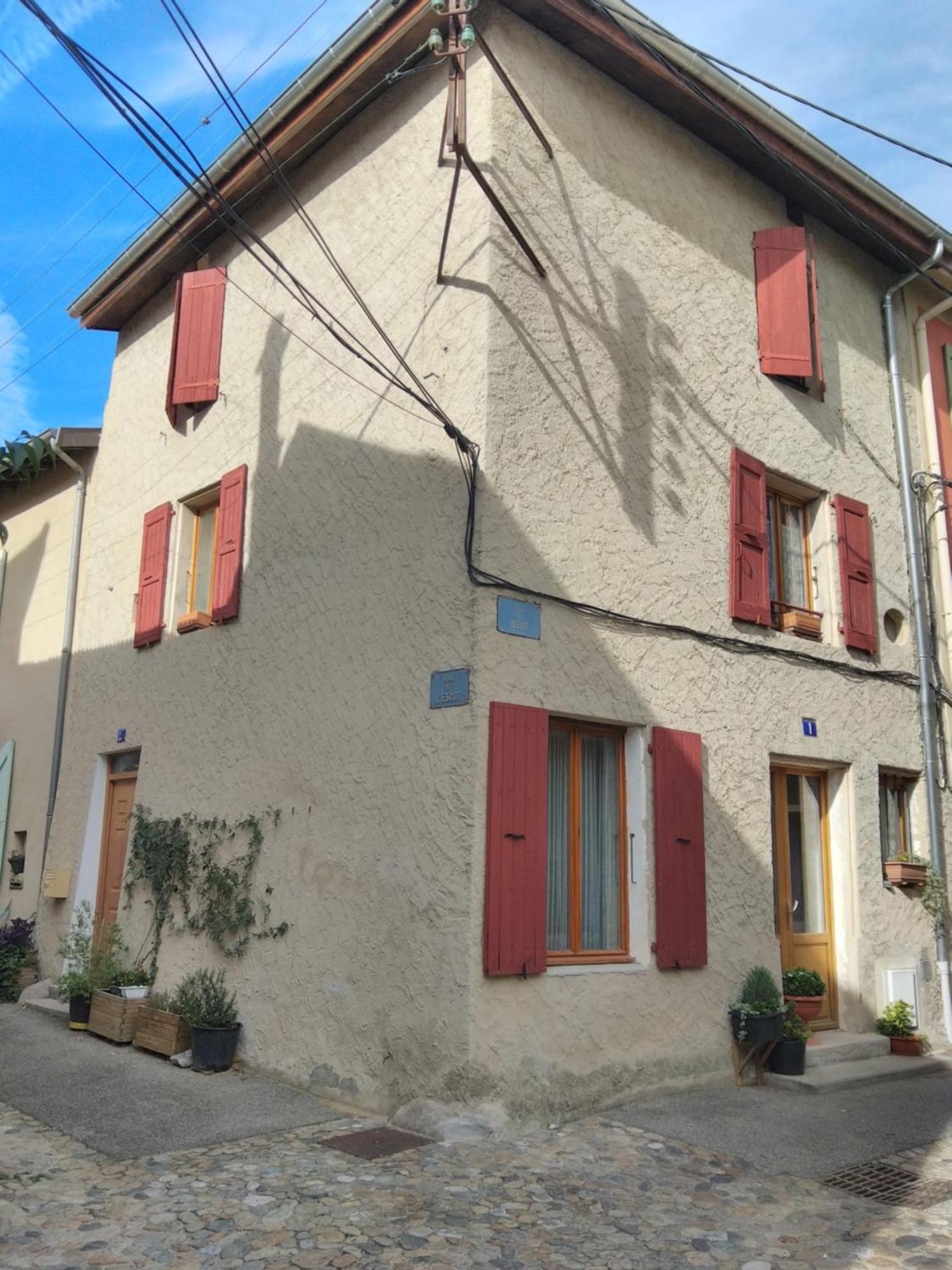 Romans-Sur-Isere, Maison De Rue En Centre Ancien Екстериор снимка
